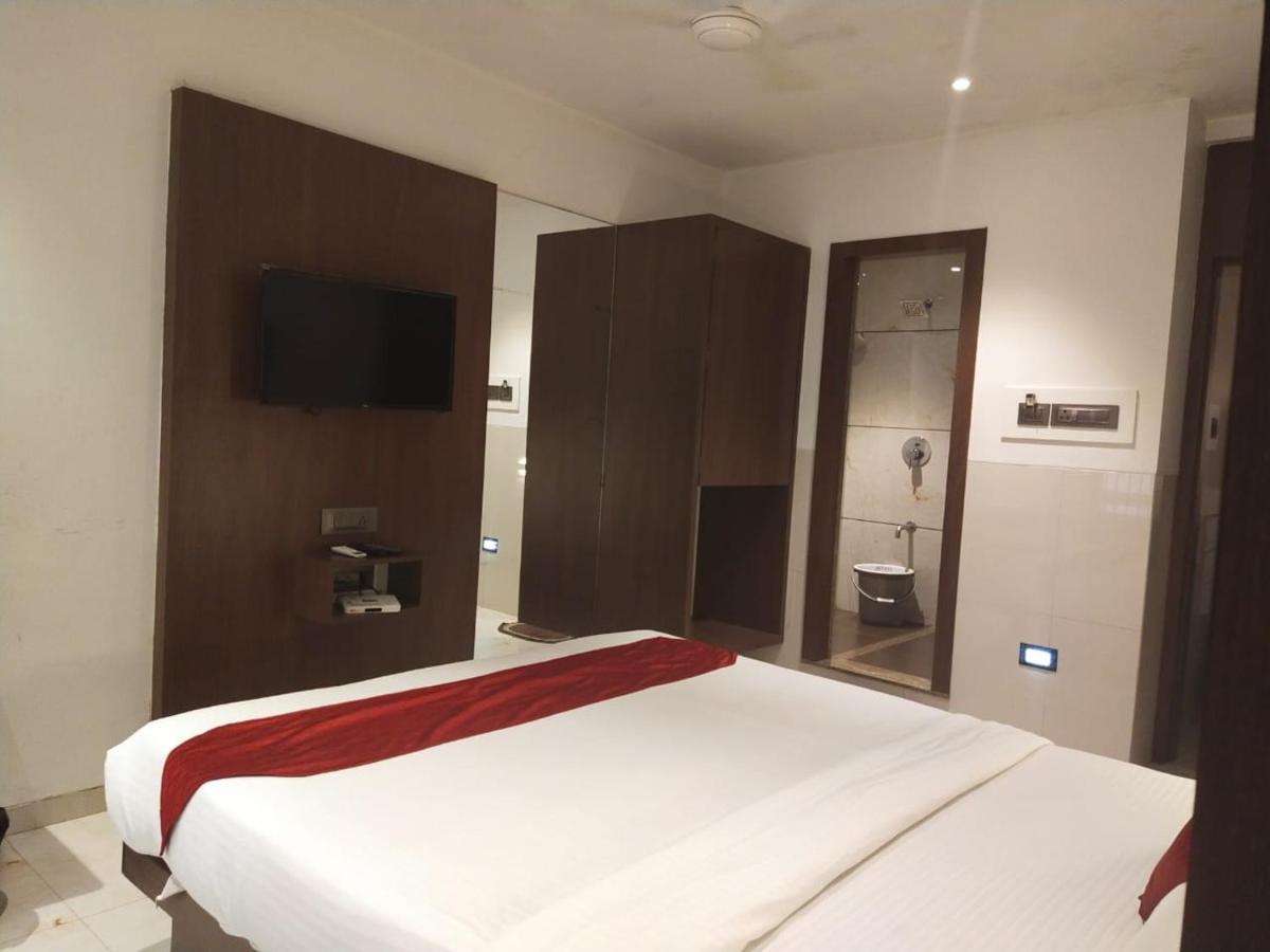 Hotel Monarch Express Near Karnala Sports Academy Panvel,Navi Mumbai Bagian luar foto