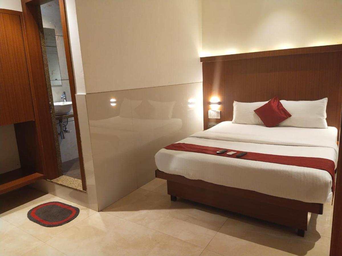 Hotel Monarch Express Near Karnala Sports Academy Panvel,Navi Mumbai Bagian luar foto